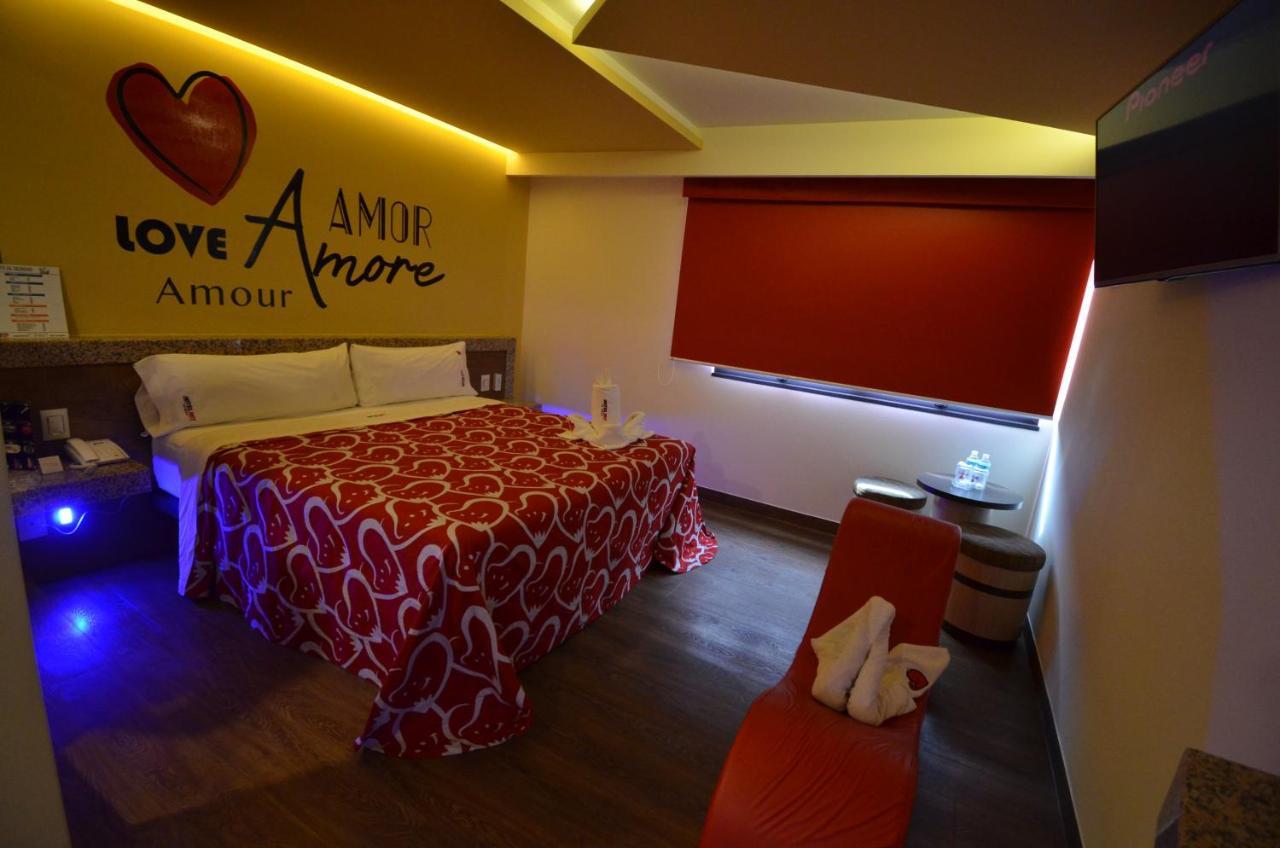 Hotel La Villa •Solo Adultos Kota Meksiko Bagian luar foto